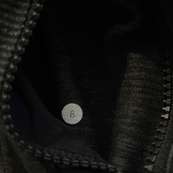 Lululemon Jacket size 8 - Picture 4 of 6
